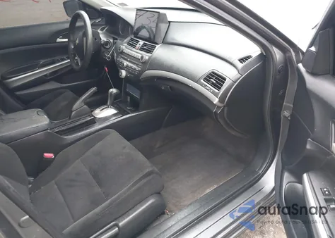 2010 Honda Accord 2.4 Ex z USA, uszkodzony, nr VIN 1HGCP2F70AA114635